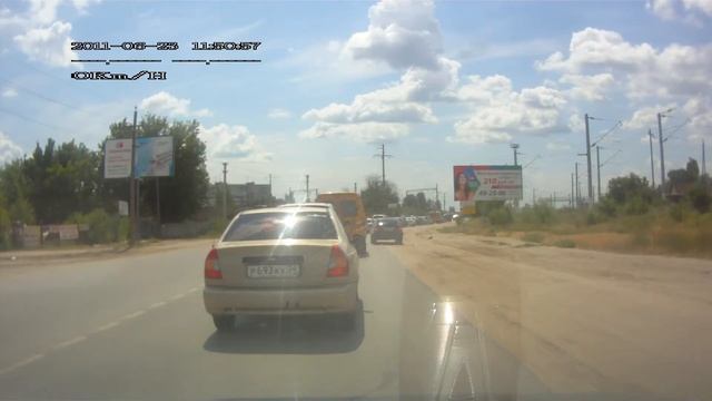 Волгоград. Обгон по обочине. ВАЗ-2172 -- а234ст34 смотреть онлайн