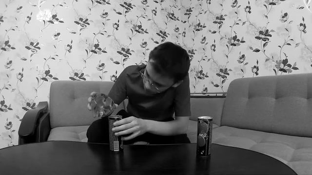 Дегустируем колу со вкусом имбиря и вишни из магазина МОНЕТКА смотреть онлайн