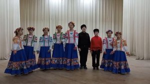 Образцовый ансамбль народной песни "Росинка", г. Новороссийск. "А кто ж у нас ранёшенько на дворе"