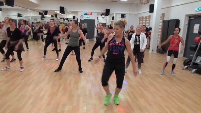 RAIN ON ME - Zumba Warm up смотреть онлайн