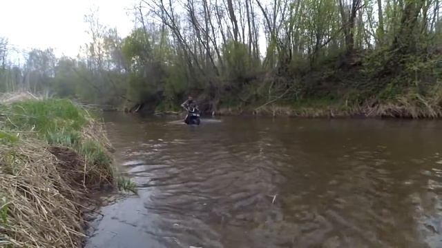 Полноприводный мотовездеход - самые суровые испытания водой
