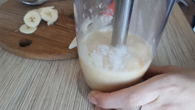 Самый лёгкий рецепт банановых панкейков//Вкусный завтрак #панкейки #рецепт смотреть онлайн