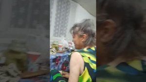 женщина хочет трахаца  пацан потирявсь