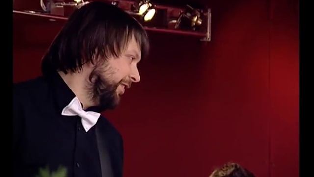 Двор на Субботней: кольца из монет смотреть онлайн