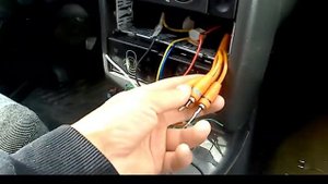Установка музыки в ваз 2110
