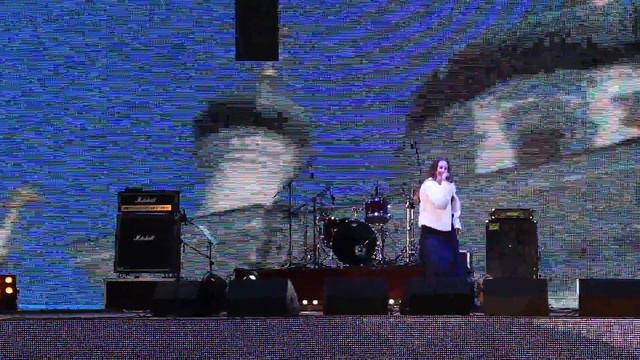 18 марта 2016 Концерт на пл.Ленина поет Алина Бордиян "Моя Россия!" смотреть онлайн