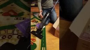 Работа вертикального пылесоса