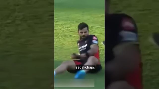 Patli Kamariya Virat Kohli ft Anushka Sharma version 🤣