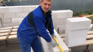 кладка газоблока на клей / обучение / армирование