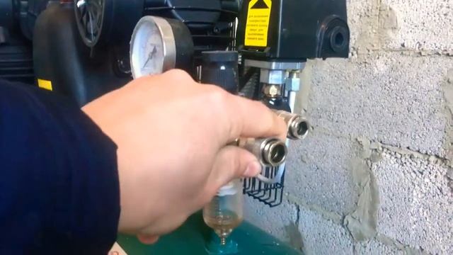 Самый надежный воздушный компрессор для штукатурки хоппер ковшом смотреть онлайн