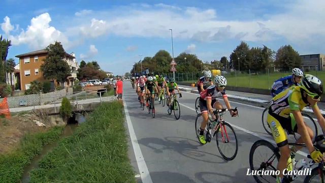 Marco Dal Bianco vince a Fiumicello di Campodarsego PD смотреть онлайн