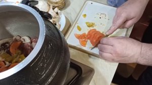 В Афган-Казане  Свиные Ребра с Грибами !!