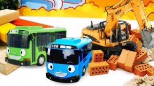 Игрушки для детей машинки помощники и Автобус Тайо. Дорожные работы.mp4