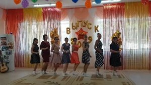 Танец от мам. Стиляги