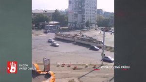 В районе остановки "Теплотехнический институт" трамвай сошел с рельсов