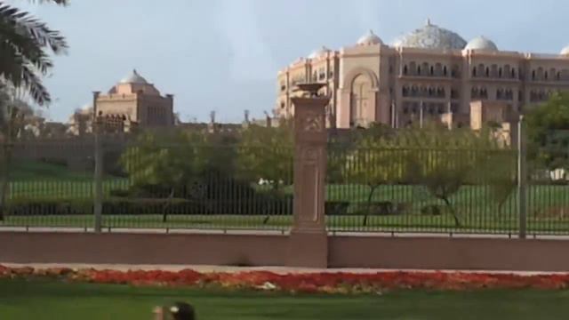 Абу -Даби дворец Шейха март 2014 смотреть онлайн