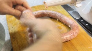 Самый легкий способ приготовить Колбаски для жарки! Сочные, нежные, очень вкусные колбаски гриль.