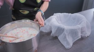 СЫР С ОЛИВКАМИ И ПЕРЦЕМ
