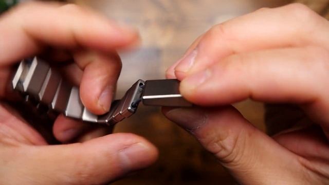 Flip It Count It Drop It Wear It! Aroundsquare Remeshok Chetki