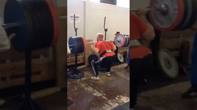 Squat jalkakyykky 240kg 25.9.2015