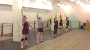 БОЙ НА 5 ДЕВОЧЕК.