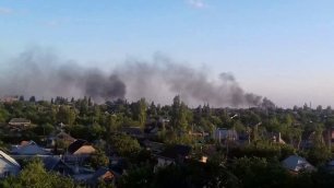 ДНР_ Ясиноватая_ После ударов ВСУ горят дома.