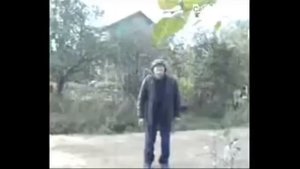 Как Дед Объяснял Внукам Идиотам Как Улаживать Шифер на Крышу As the Grandfather Explained to the