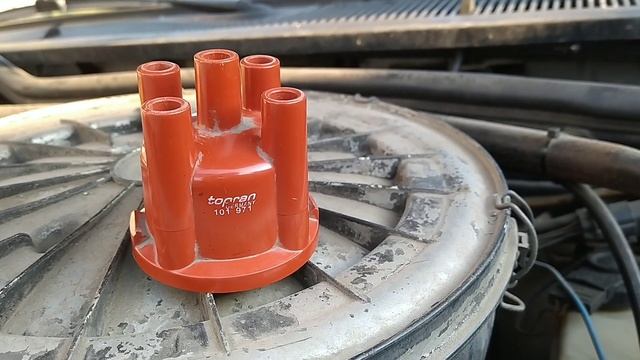 Что будет, если не закрепить крышку трамблера? Я проверил. Зря. Крышка трамблера очень важна смотреть онлайн