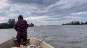 РЫБАЛКА В ИЮЛЕ. СЕЛО МУМРА АСТРАХАНЬ.