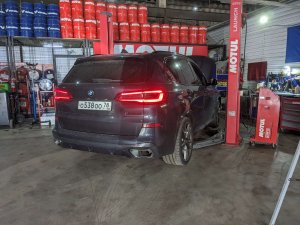 Замена масла в АКПП BMW G05 X5 M50D ZF 8hp76