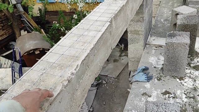 КАК ПОСТРОИТЬ ГАРАЖ СВОИМИ РУКАМИ КАК ПОСТРОИТЬ САРАЙ СВОИМИ РУКАМИ? КЛАДКА ШЛАКОБЛОКА СВОИМИ РУКАМ