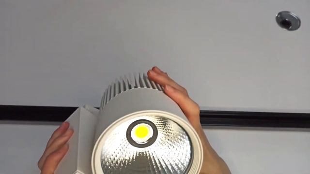 Видеообзор Arlight LGD Ares 4TR | Сравнение цветовых температур свечения смотреть онлайн