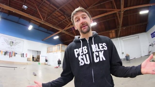 36 вещей, которые НЕЛЬЗЯ делать в скейтпарке! смотреть онлайн