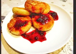 НЕЖНЫЕ СЫРНИКИ ТВОРОЖНЫЕ ЛУЧШИЙ ЗАВТРАК. смотреть онлайн