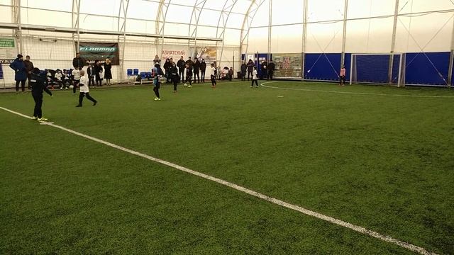 ФК Каскад 5-1 ФК Каскад-2. 1-й тайм смотреть онлайн