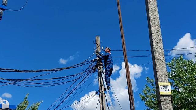 Подключение КТП. Монтаж РЛНД ВЛ- 10/0,4 кВ. часть 2. смотреть онлайн
