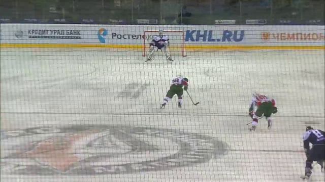 Варнаков убирает Кошечкина роскошным финтом / Varnakov Datsyukian Deke Goal