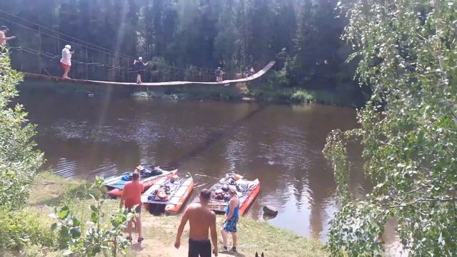 Команда туристов Ревдинского кирпичного завода совершила сплав по реке Чусовая смотреть онлайн