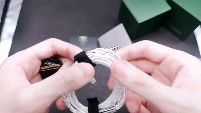 SoftEars CERBERUS 1DD+4BA+2EST Hybrid Drivers HiFi First Look смотреть онлайн