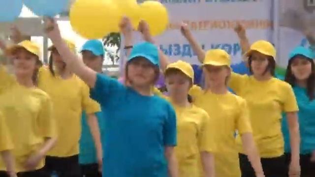 Флешмоб посвященный дню государственных символов Республики Казахстан 2018 смотреть онлайн