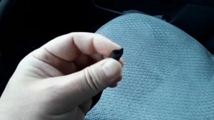 Устраняю шум крышки подлокотника на Chevrolet Nexia