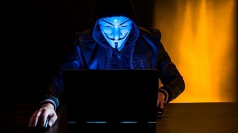 Миллионы убытков: как хакеры крадут сайты брендов и продают от их имени товары