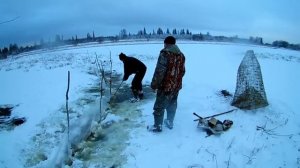 УСТАНОВКА ЛОВУШЕК НА РЫБУ/КАК УСТАНОВИТЬ МОРДЫ ВЕРШИ/ SETTING TRAPS ON FISH