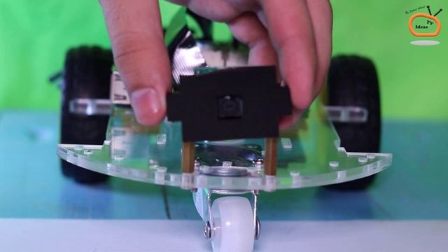 Raspberry Pi Camera Car DIY / How to make (Pi Robot Car)