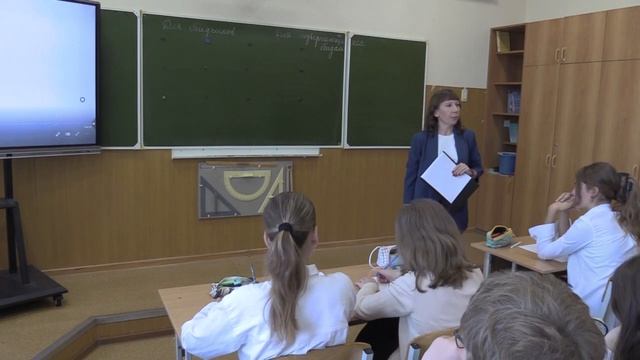 Тема травли в рассказе Е.Габовой "Не пускайте Рыжую на озеро". 6-а кл. Учитель - Михайлова Е.В. смотреть онлайн