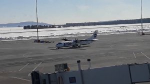 Аэропорт Курумоч Самара 19 марта 2019 г. ATR -72.