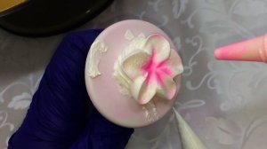 ОБОЖАЮ делать такие цветочки на торте! Торт на юбилей 50 лет!