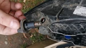 Замена габарита Вольво s40