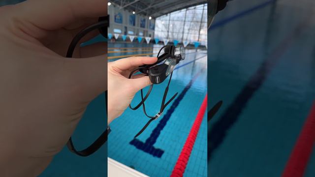 Умные очки для плавания Holoswim