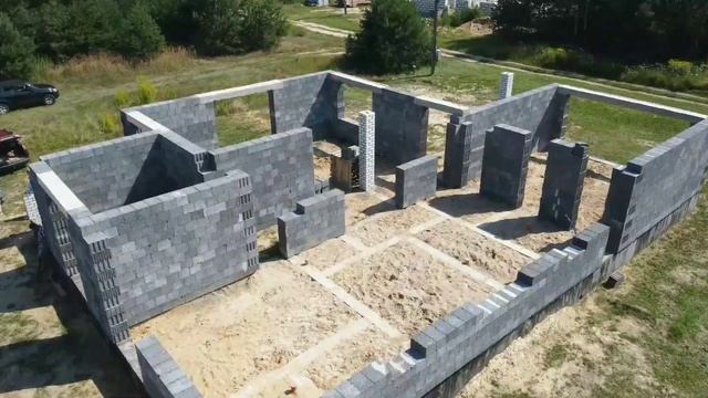 Строительство одноэтажного одноквартирного жилого дома с гаражем из керамзитобетонных блоков смотреть онлайн